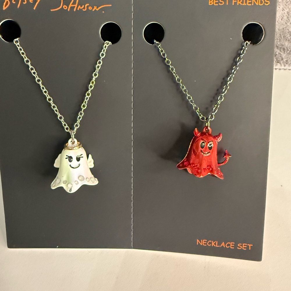😇😈Betsey Johnson White & Red Ghost Best Friends Angel and Devil Necklace Set